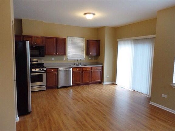 3rd image of 2457 Hanbury Ln