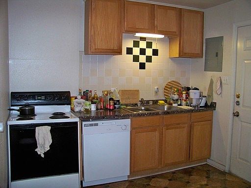 3rd image of 3419 S University Dr APT A
