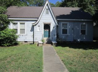 236 S Oliver St, Elberton, GA 30635