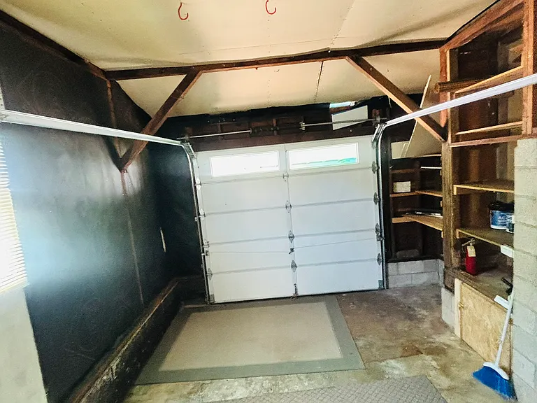 Fairview Way — Photo 18