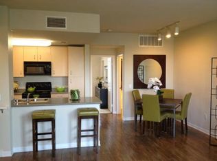 2251 Stern Goodman St APT G, Fullerton, CA 92833