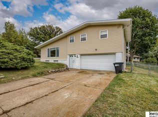 4411 Sunny Slope Ave, Omaha, NE 68134