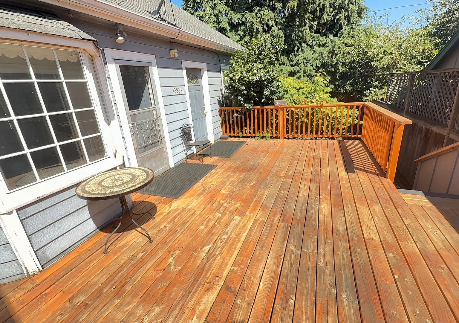 1383Coburg - FH — Photo 4
