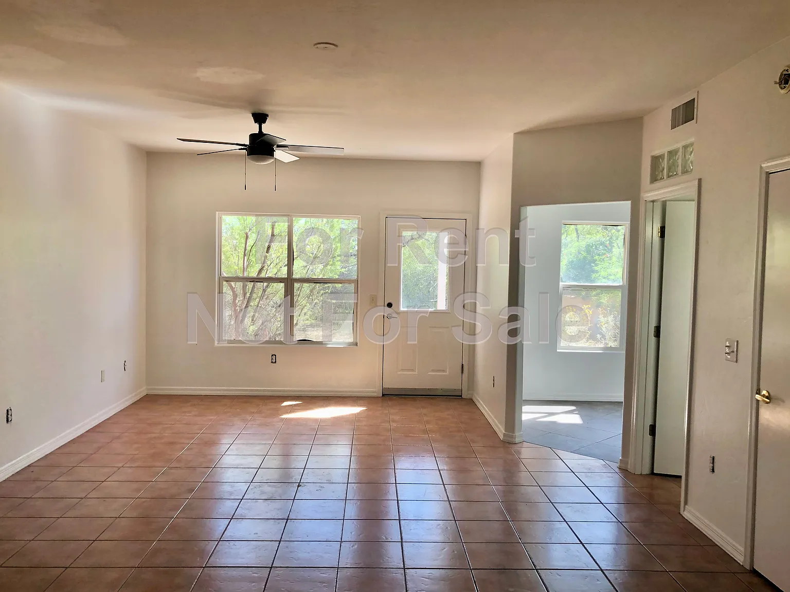 3 bed, 1467 sqft, $1,750 — Photo 2