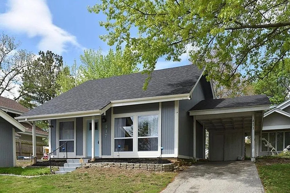 417 Down Hill Dr photo 1