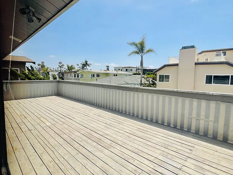 1047 Driftwood Ln — Photo 11