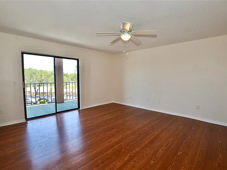 6150 Gulfport Blvd S — Photo 22