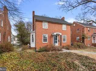 6413 Adelphi Rd, Hyattsville, MD 20782