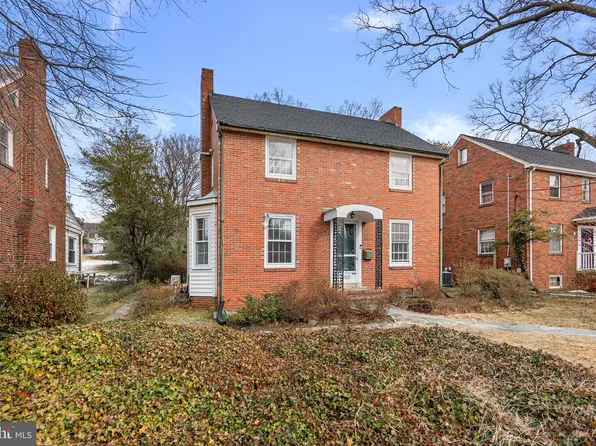 6413 Adelphi Rd, Hyattsville, MD 20782