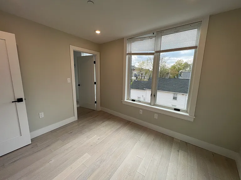 195 Green St #307D — Photo 13