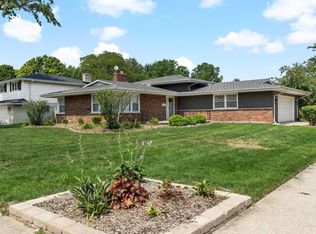 1335 Oriole Dr, Munster, IN 46321