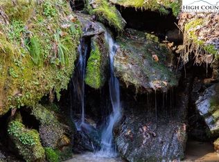 8076 Elk Creek Rd, Deep Gap, NC 28618