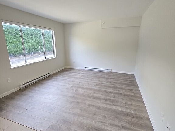 3rd image of 45790 Lewis Ave #7
