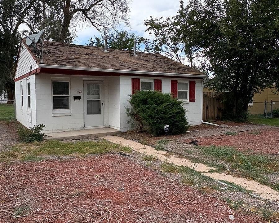 1st image of 1565 Xanthia Street