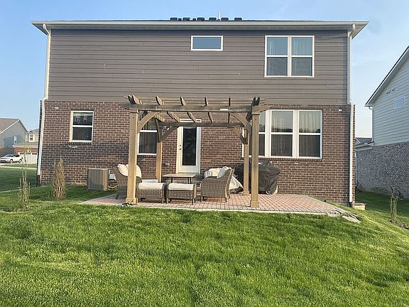 3rd image of 27879 Hummingdale Cir