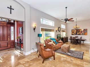 102 W Country Gables Dr, Phoenix, AZ 85023