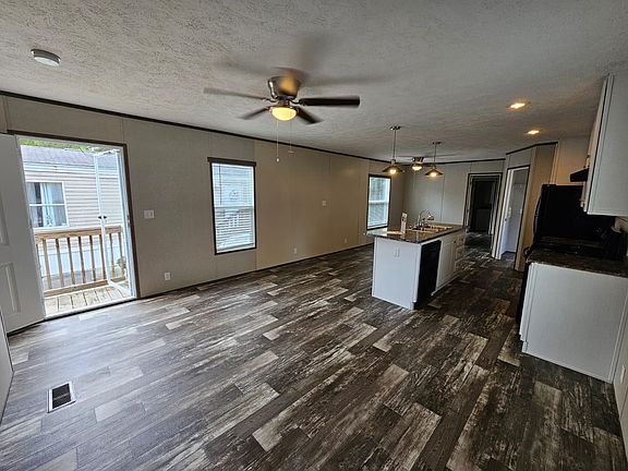 5th image of 9380 103rd St #43