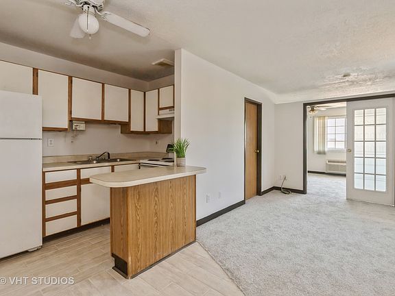 2nd image of 3170 W Monroe St APT 302