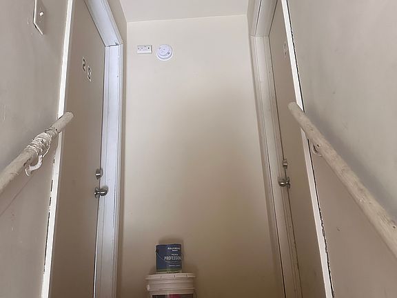 2nd image of 305 W 16th St APT 2S