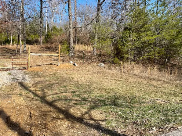 1752 Wonderland Rd, Upton, KY 42784