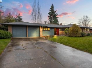 3170 Raleighwood Ave, Springfield, OR 97477