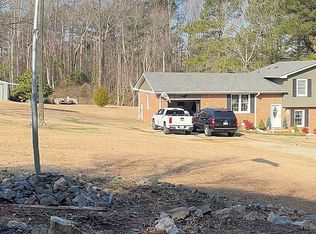 1765 Elliot Farm Rd, Fayetteville, NC 28311