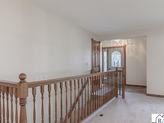 4th image of 12991 Meadow Creek Dr