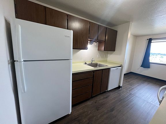 5th image of 2181-2191 Hamilton Ave #9