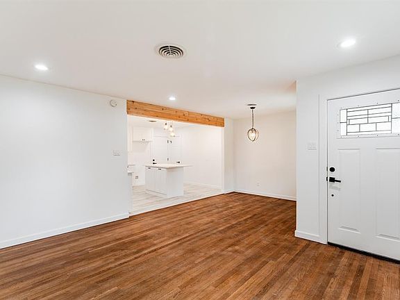 5th image of 2525 Dunreath Dr