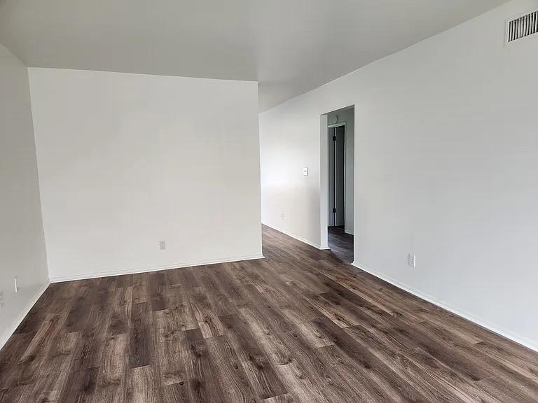 514 N Towne Ave #6 — Photo 4