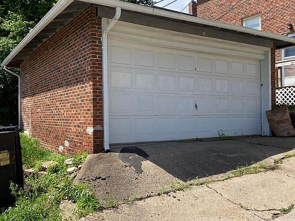3rd image of 553 S 35th Ave #1