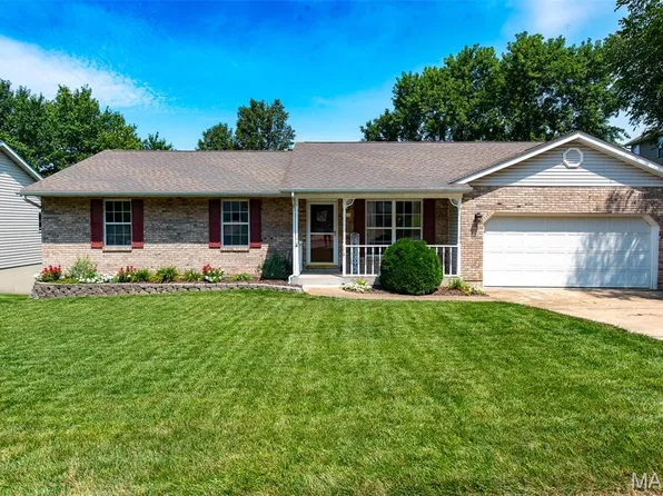 1231 Deer Run Dr, Washington, MO 63090