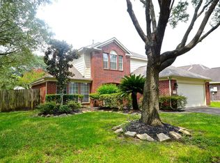 4830 Silverlake Dr, Sugar Land, TX 77479
