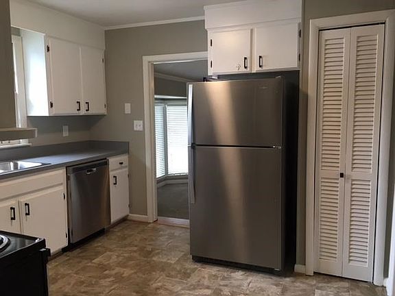 5th image of 2619 Brownwood Dr