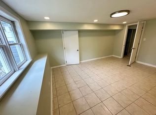 4535 N Moody Ave #B1, Chicago, IL 60630