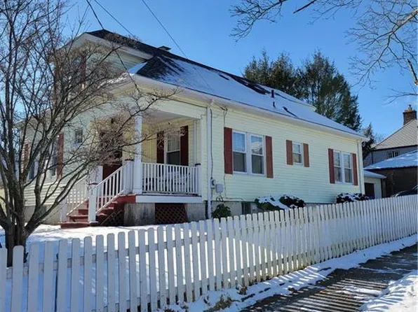 60 Western Promenade St, Providence, RI 02905