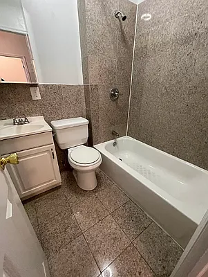 Rented by Best Apartments North Inc | media 55