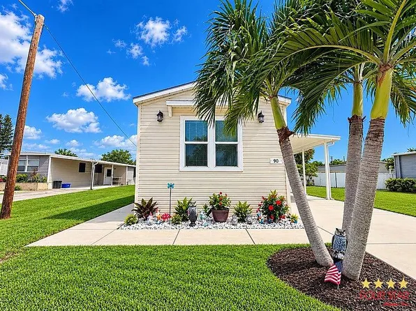90 Sable Dr, North Fort Myers, FL 33917
