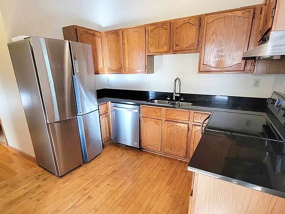 2nd image of 2514-2518 Emerson Ave S #2518-07