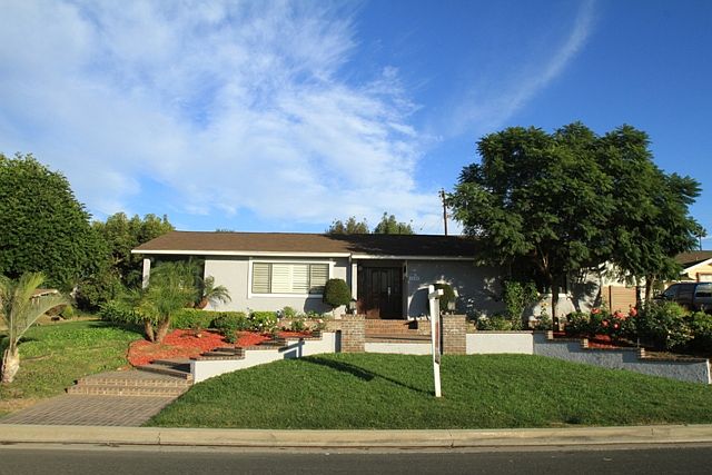 1st image of 1130 S Hollenbeck St