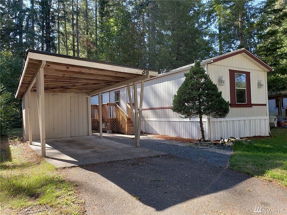 1st image of 4401 37th Ave SE Unit 5