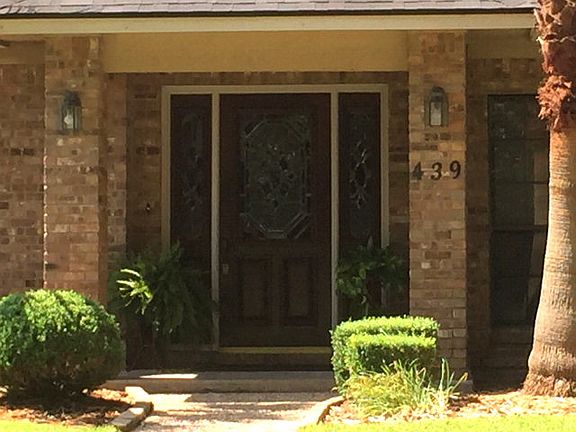 2nd image of 439 Huckleberry Dr