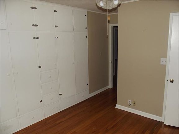 4th image of 713 NW Jefferson St