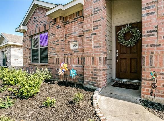3rd image of 2520 Whispering Pines Dr