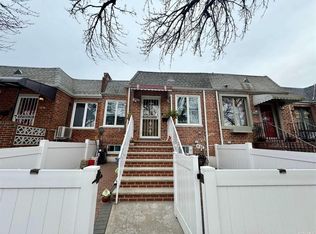 6428 75th St, Middle Village, NY 11379