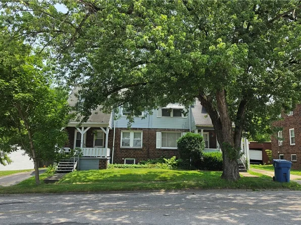 410 5th St, Struthers, OH 44471