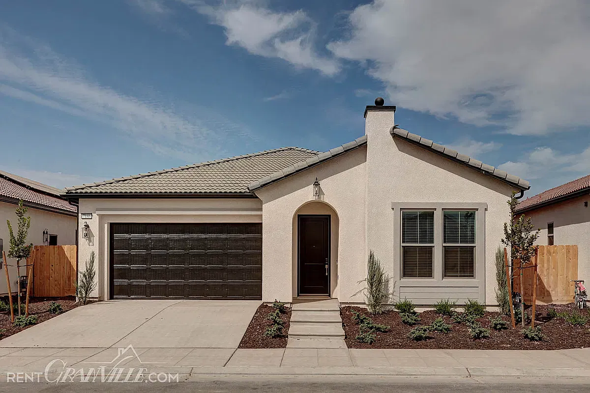 4 bed, 3.5 bath, $3,600 — Photo 1