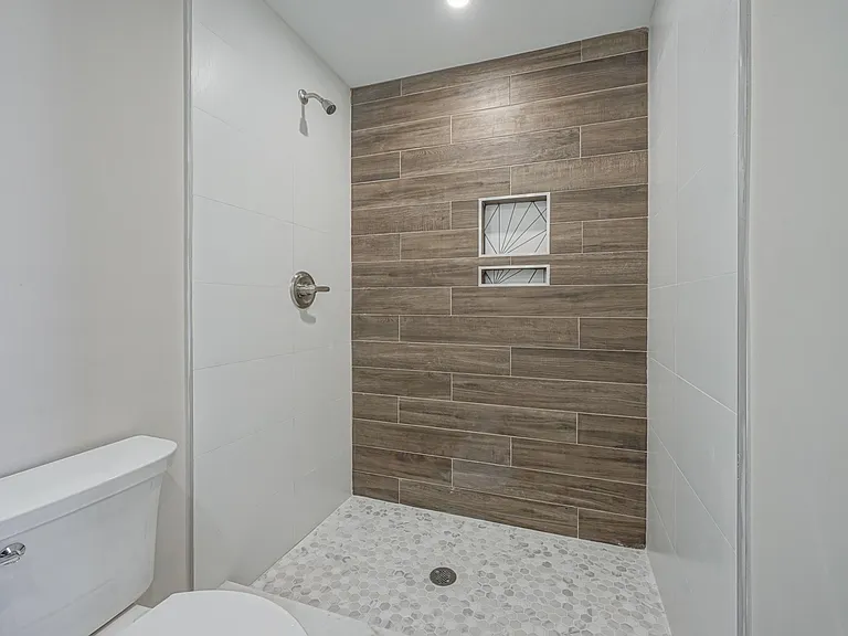 1342 S 52nd St — Photo 11
