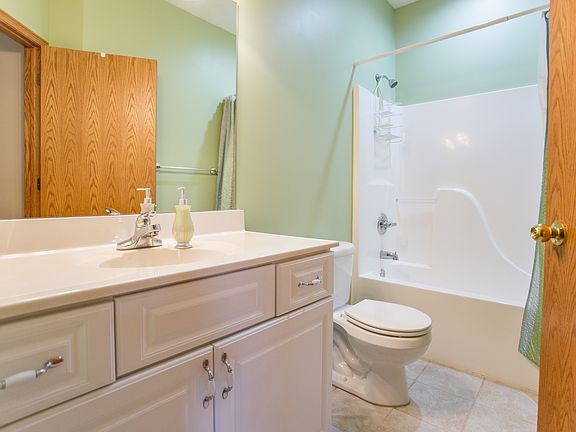 Bathroom main level