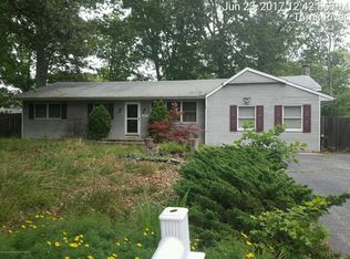 597 Montana Dr, Toms River, NJ 08753